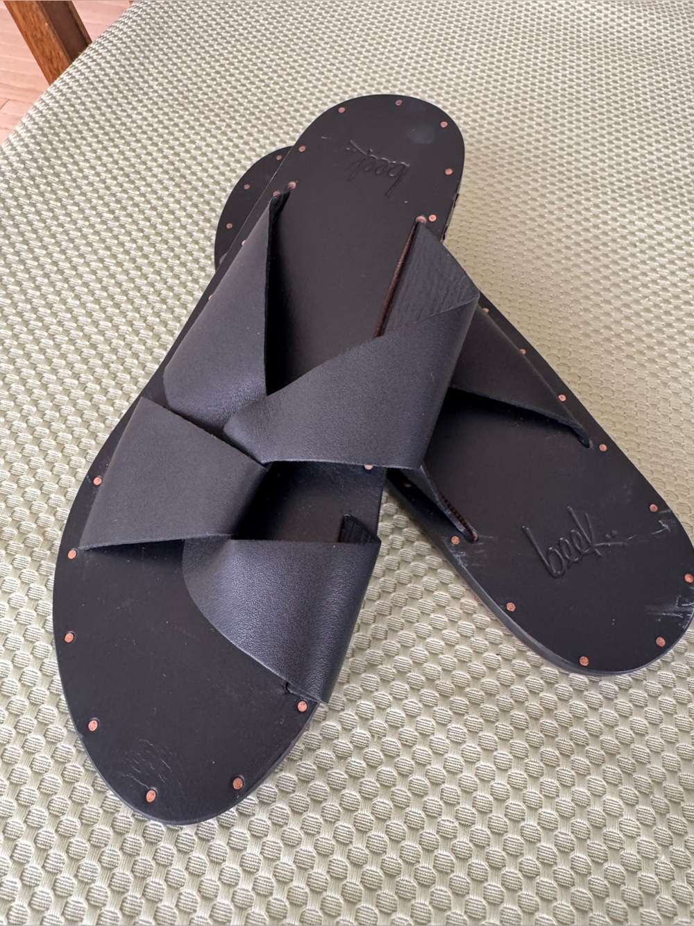 Nordstrom Beek Size 9 Black All Leather Knot Slide Sandals NWT - Picture 2 of 8